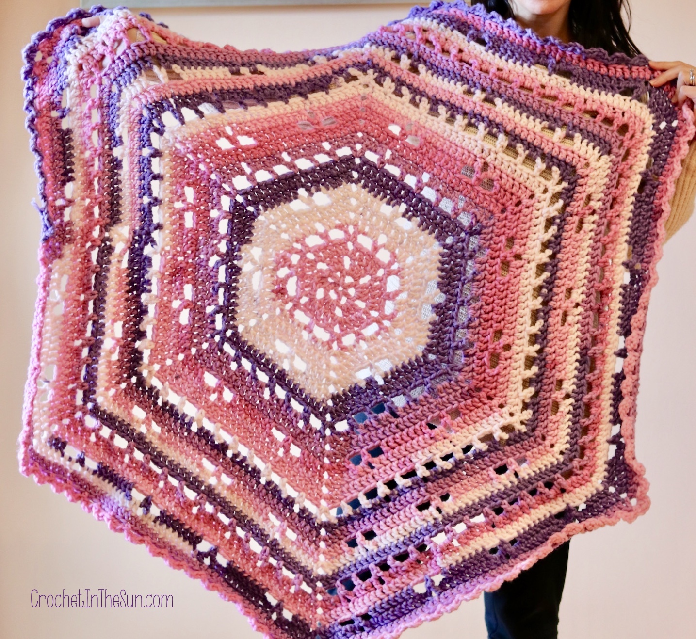 How to crochet blankets. Here is 1 beautiful blanket that works up quickly with Caron Chunky Cakes #crochet