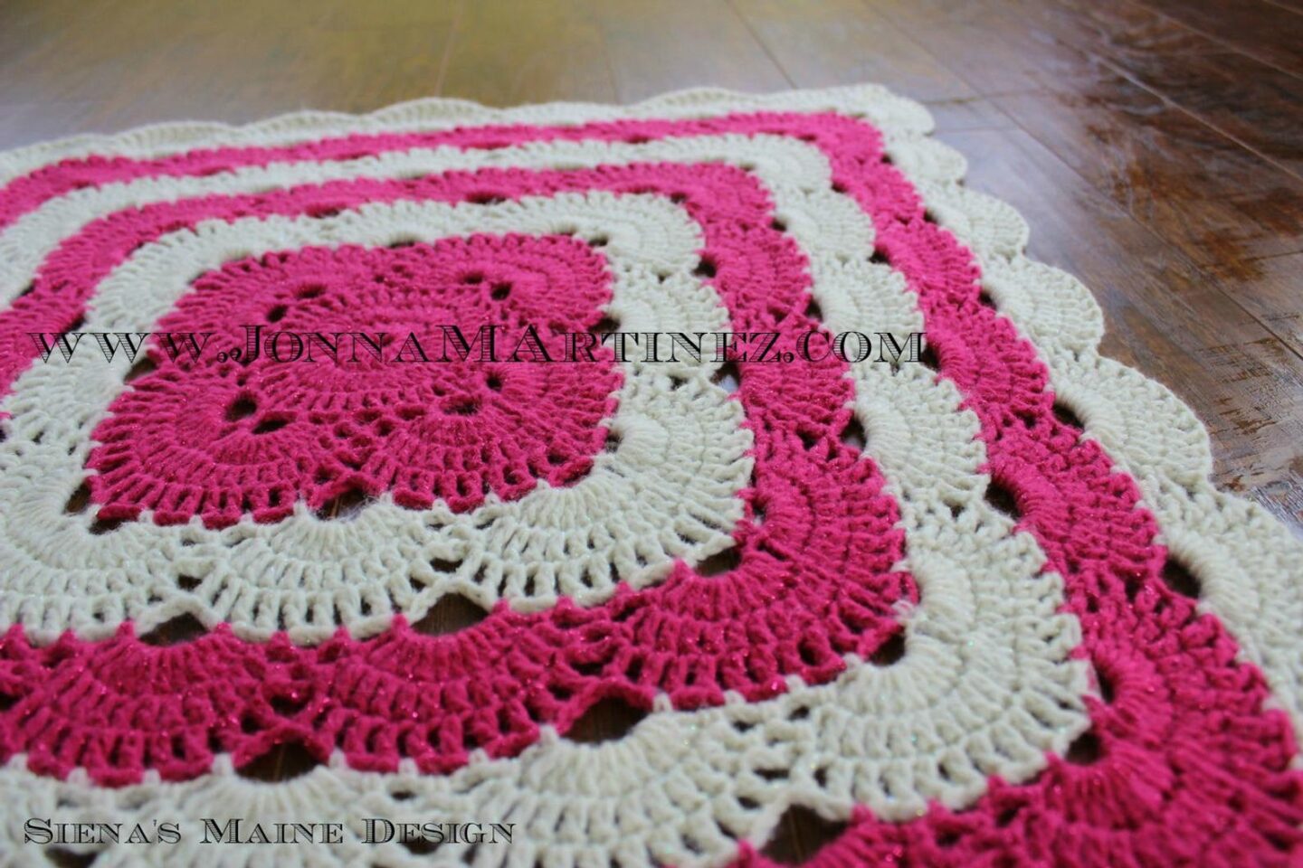 Crochet patterns that look great with self striping yarn! 
