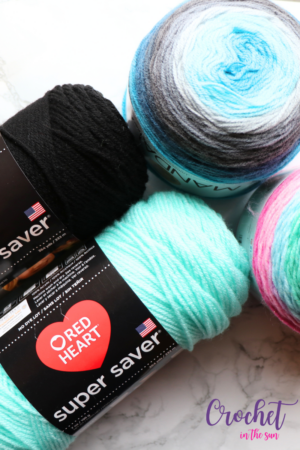 Stash of yarn thats great for beginners. I highly recommend worsted weight yarn - here you have Red Heart Super Saver. And even this lighter weight Lion Brand mandala will work great as well!