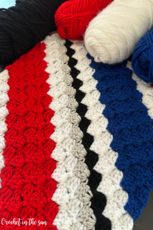 Free corner to corner crochet pattern for the Team USA World Cup blanket! This includes a photo tutorial and written pattern along with a color chart and color table. Pattern is very beginner friendly and easy to follow. #crochet